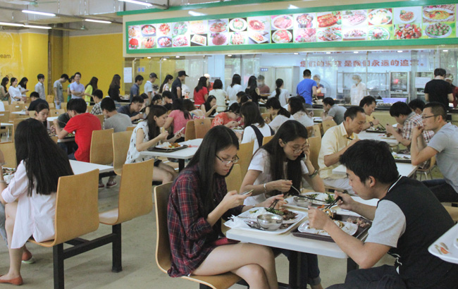 感恩回饋美食節,美食在食堂，好吃在豐泉